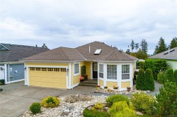 659 Windward Way Qualicum Beach, BC V9K 2K4