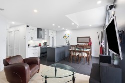 2515 Boul. De Maisonneuve E. Montréal (Ville-Marie), QC H2K 2G3