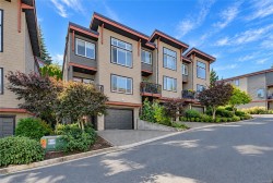 2105 Greenhill Rise Langford, BC V9B 0J1