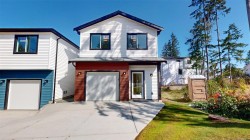 2320 Sparrow Lane Nanaimo, BC V9T 3S4