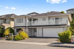 6577 Golden Eagle Way Nanaimo, BC V9V 1P8