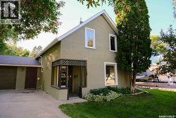 730 Colbourne STREET Lumsden, SK S0G 3C0
