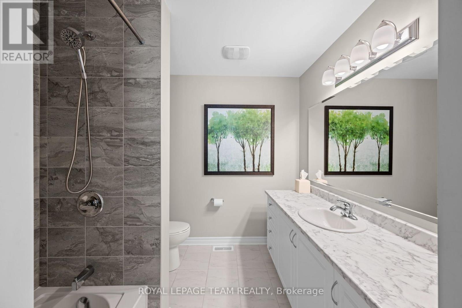 249 Kimpton Drive, Ottawa, ON