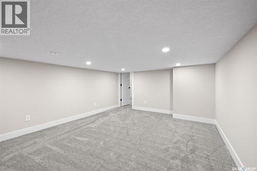 10 Selkirk Crescent, Regina, SK 