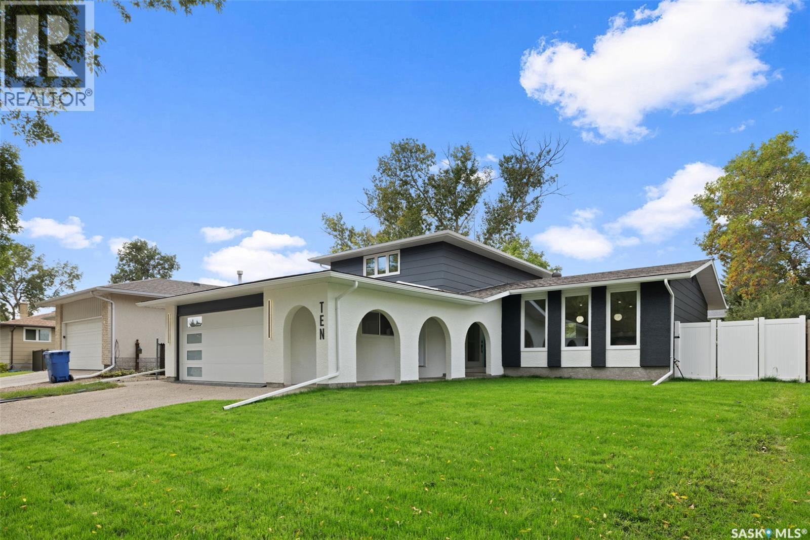 10 Selkirk Crescent, Regina, SK