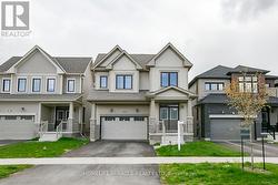 106 HIGGINS AVENUE Thorold, ON L3B 0K8