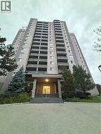 975 WARWICK Court Unit# 1210 Burlington, ON L7T 3Z7