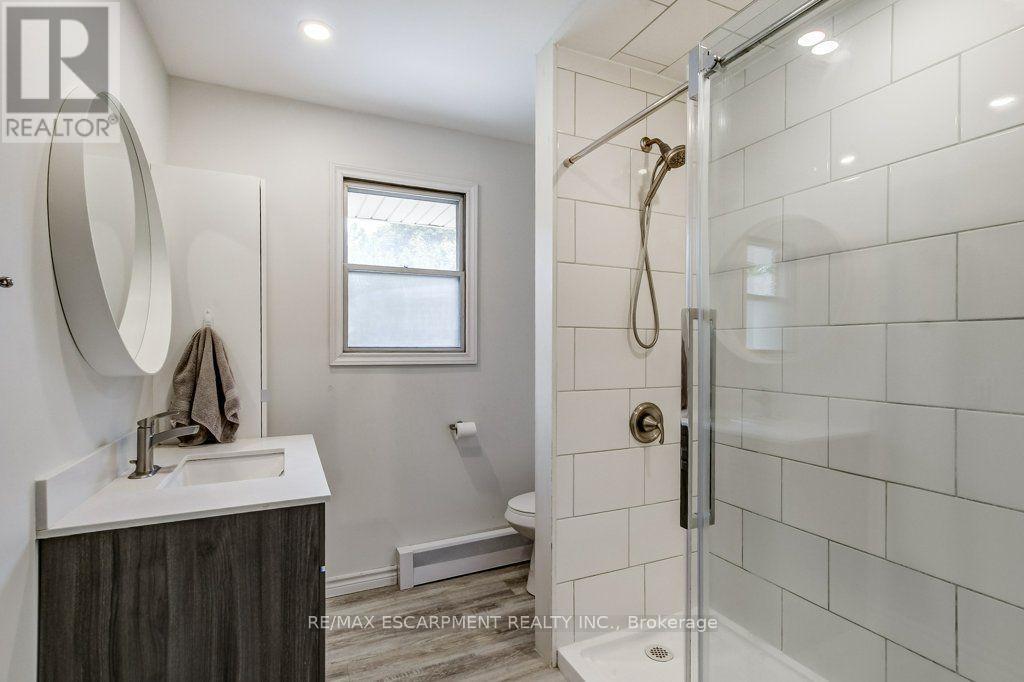 56 Barton Street, Hamilton, ON