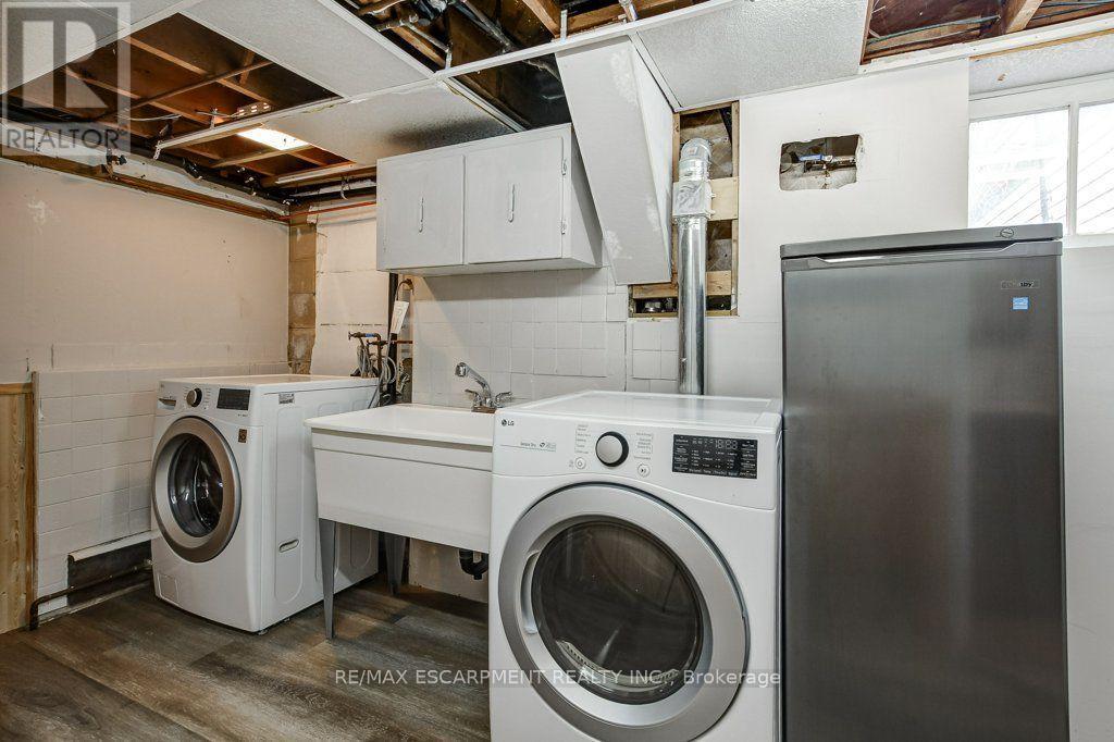 56 Barton Street, Hamilton, ON