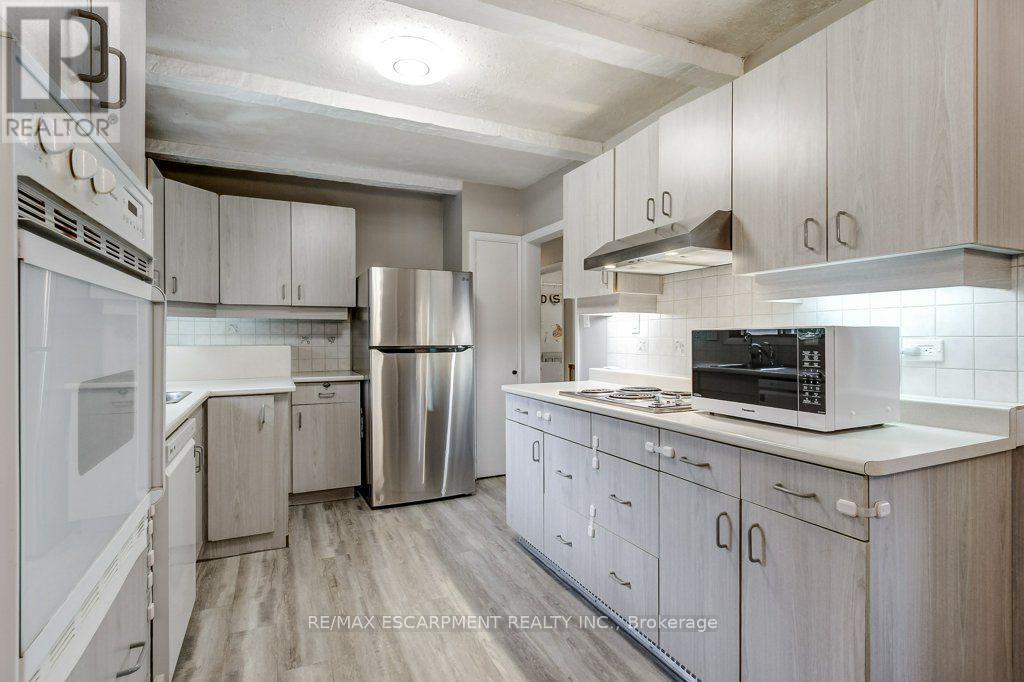56 Barton Street, Hamilton, ON