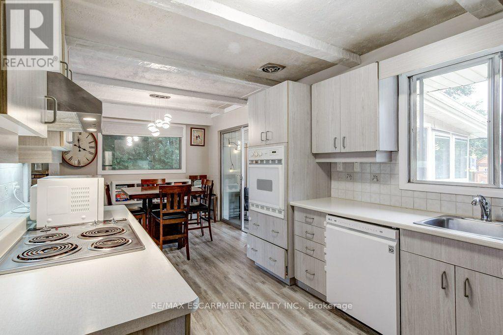 56 Barton Street, Hamilton, ON