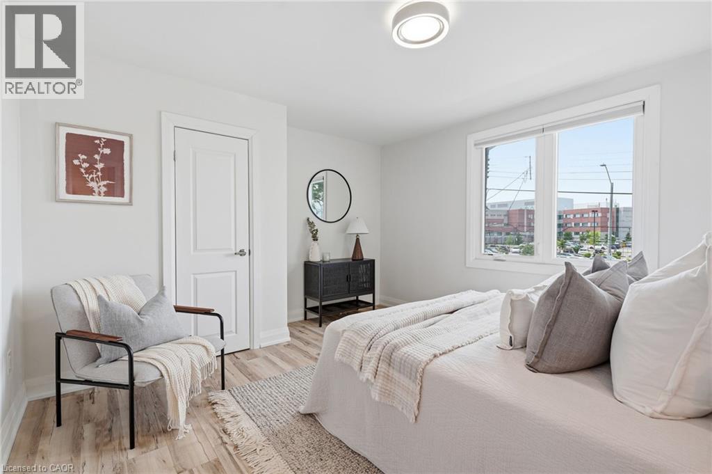117 West 5Th Street, Hamilton, ON