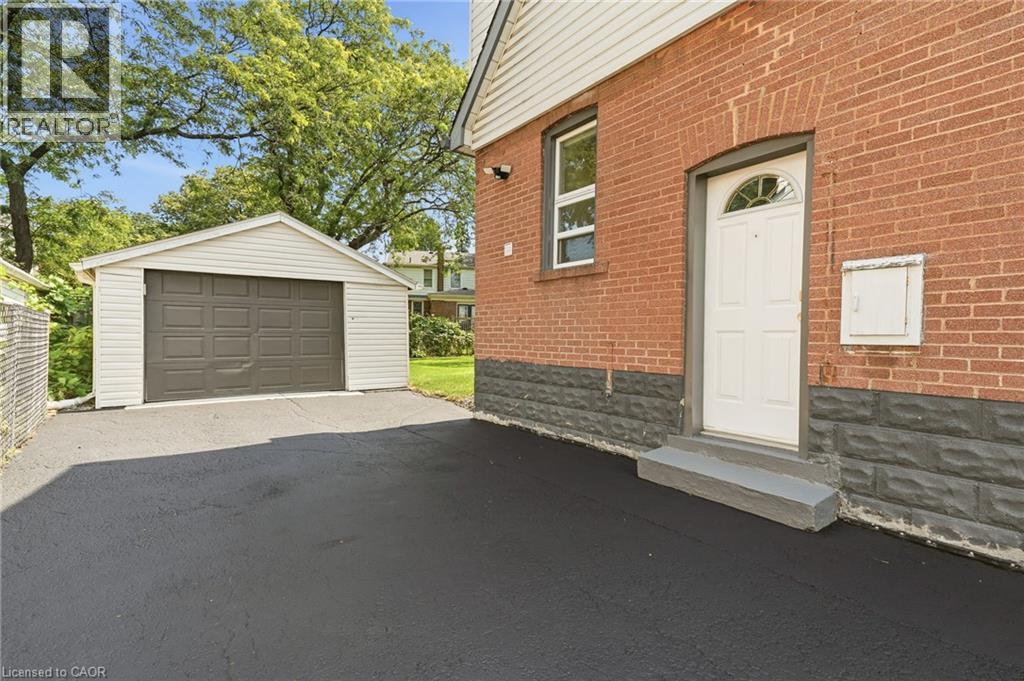 117 West 5Th Street, Hamilton, ON