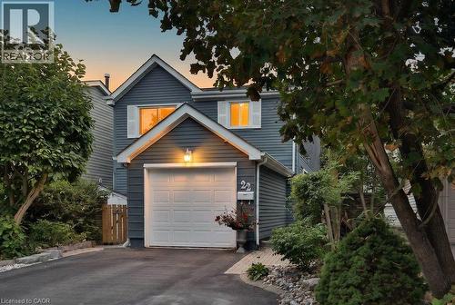 22 MONTEREY Avenue  Brampton, ON L6Z 1B5