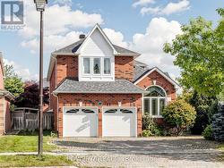 622 CARLTON ROAD Markham, ON L3P 7R6