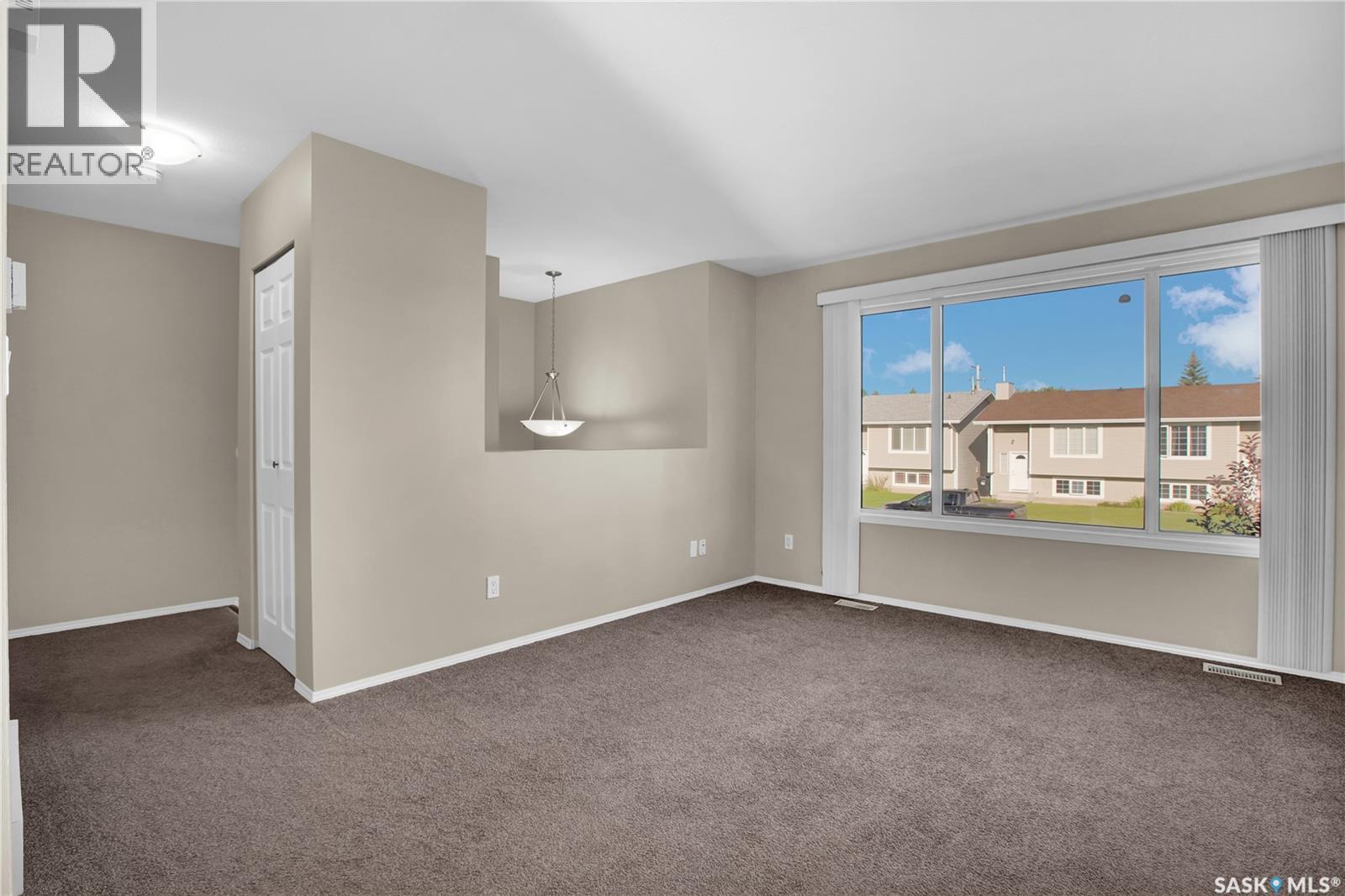 209 Hedley Street, Saskatoon, SK
