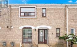 24 - 25 GOSFORD BOULEVARD Toronto, ON M3N 2G7