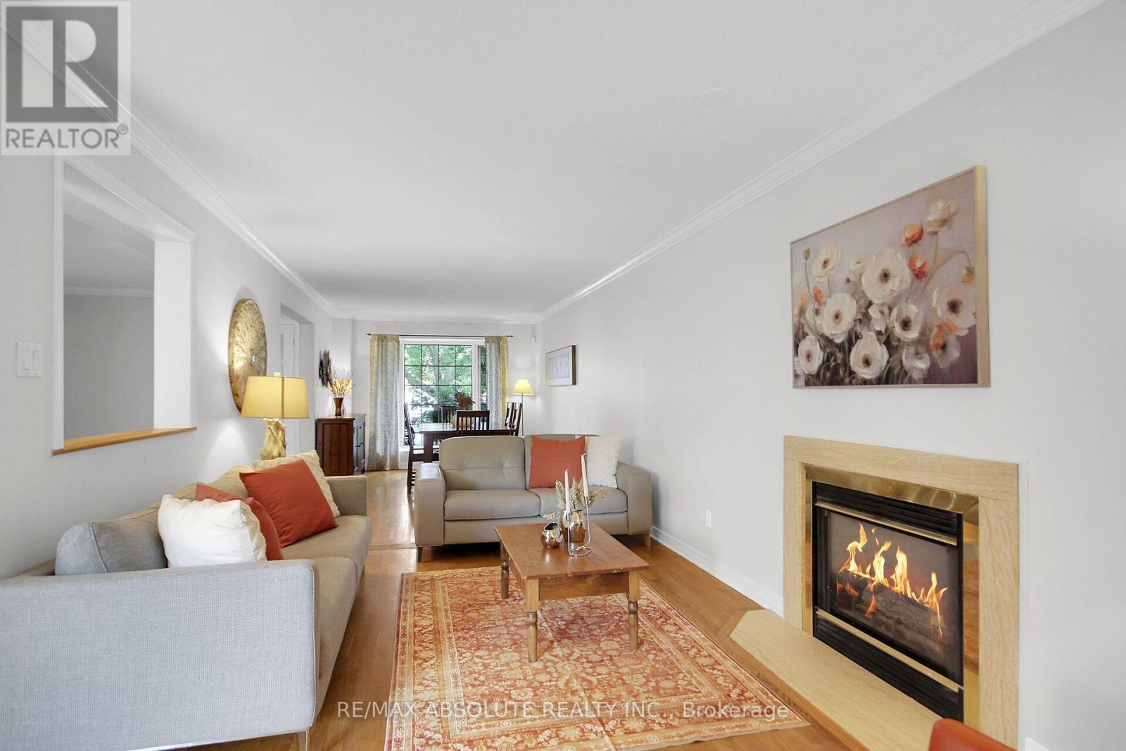 Living Dining can be set up either way - 38 Forestglade Crescent, Ottawa, ON
