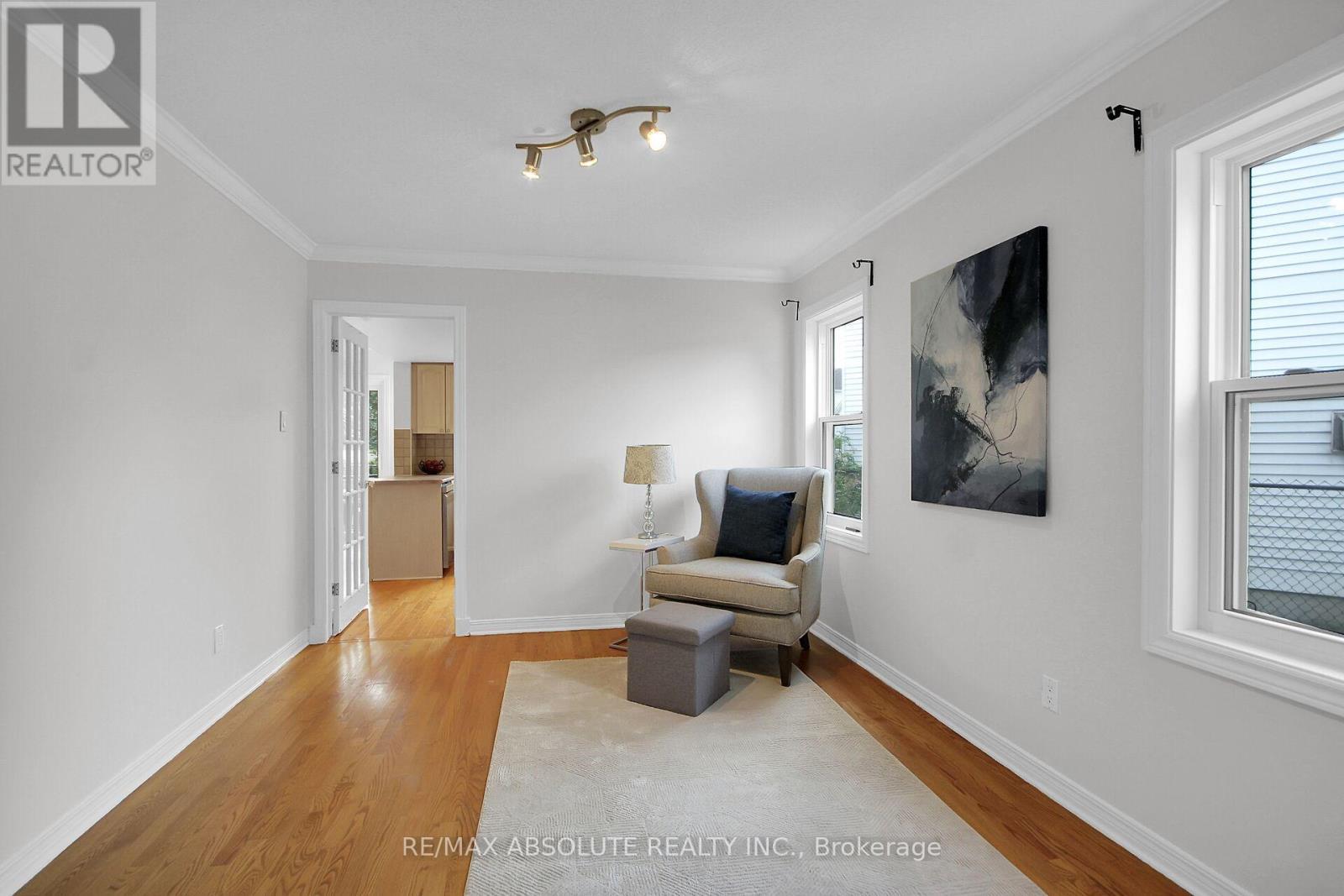 38 Forestglade Crescent, Ottawa, ON