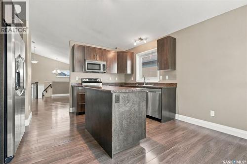 1114 Hargreaves Way, Saskatoon, SK 