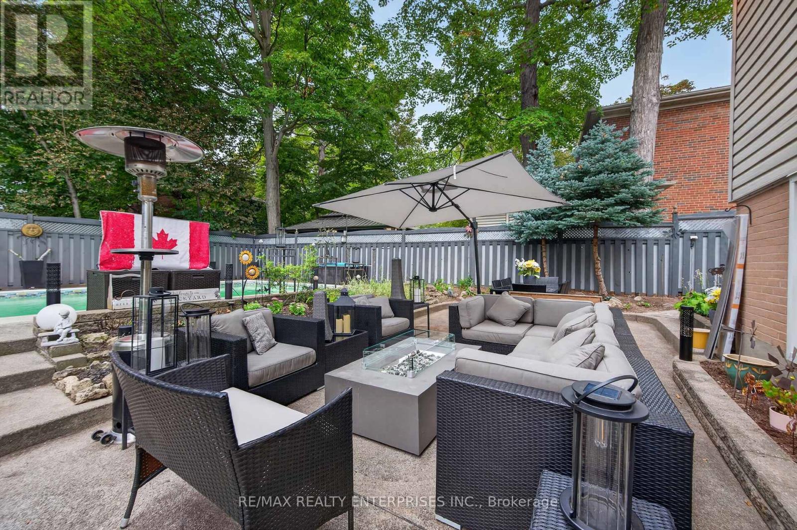 1957 Delaney Drive, Mississauga, ON