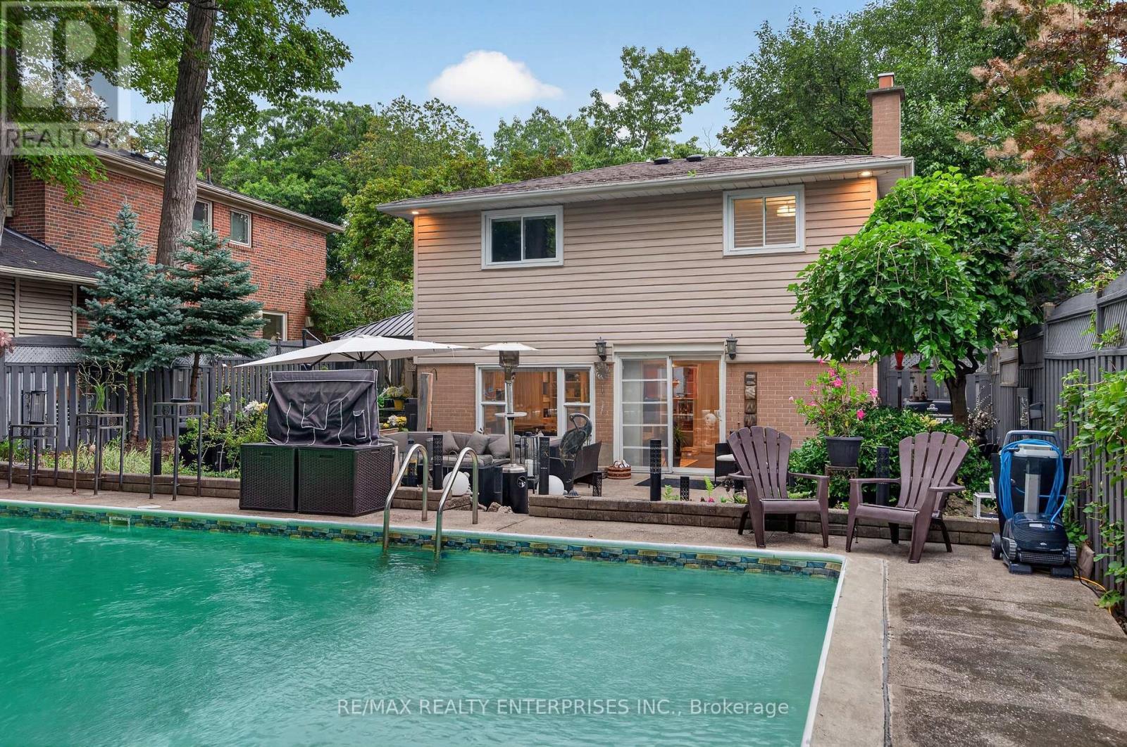 1957 Delaney Drive, Mississauga, ON