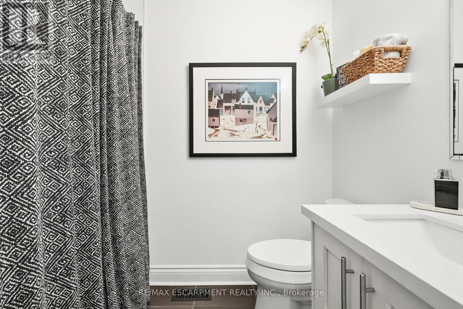 5347 Jameson Crescent, Burlington, ON