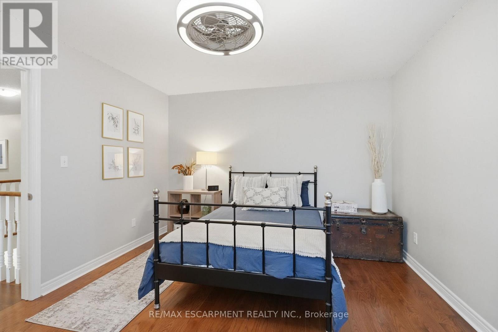 5347 Jameson Crescent, Burlington, ON