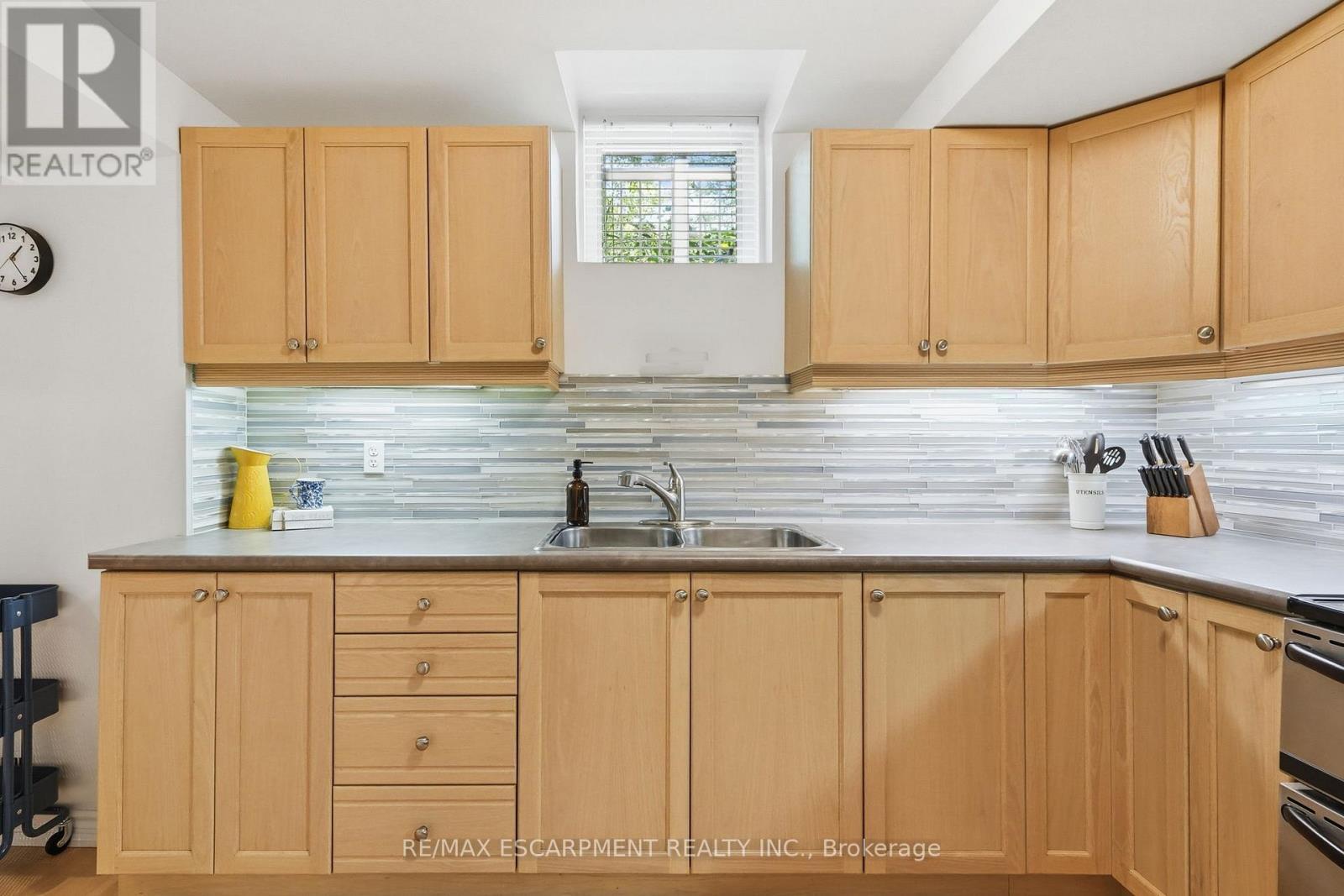 5347 Jameson Crescent, Burlington, ON