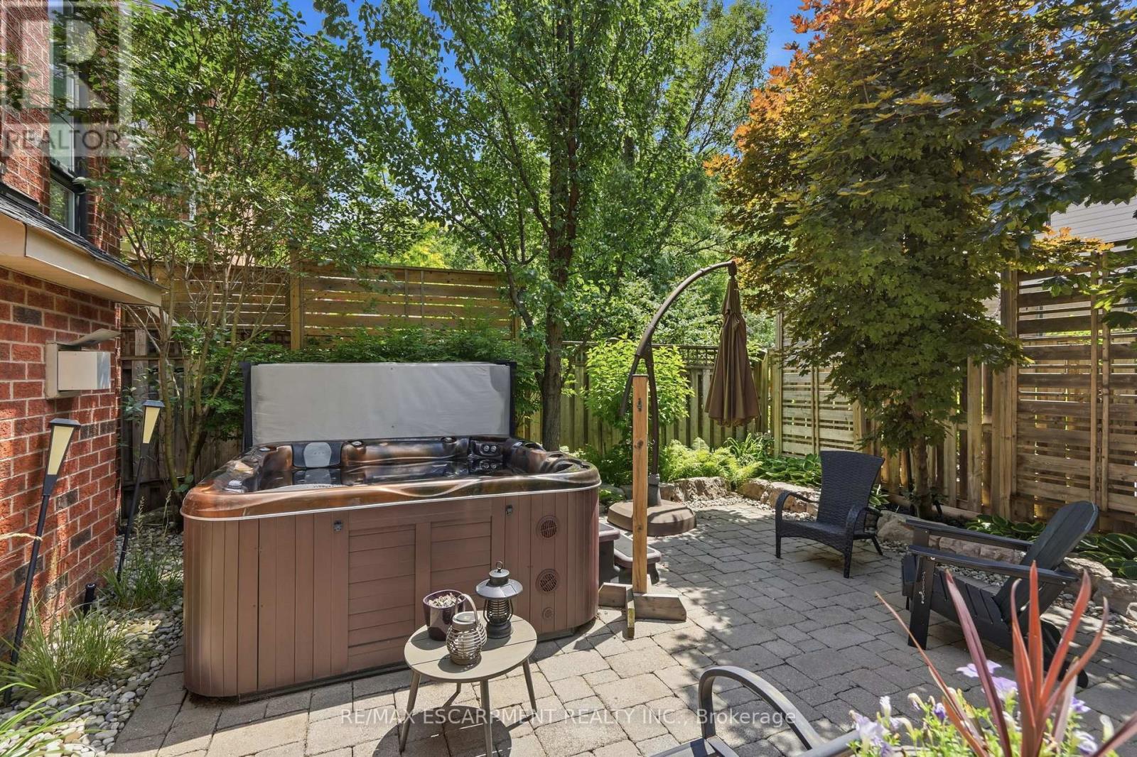 5347 Jameson Crescent, Burlington, ON