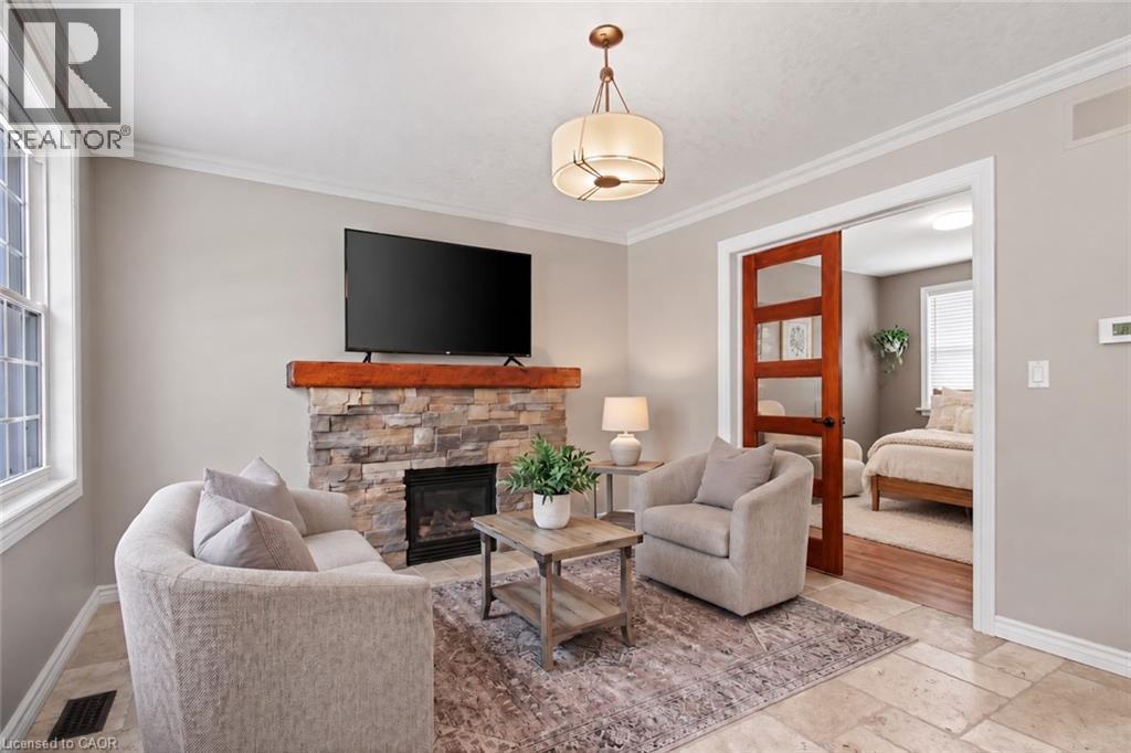 17 Athlone Road, Cambridge, ON
