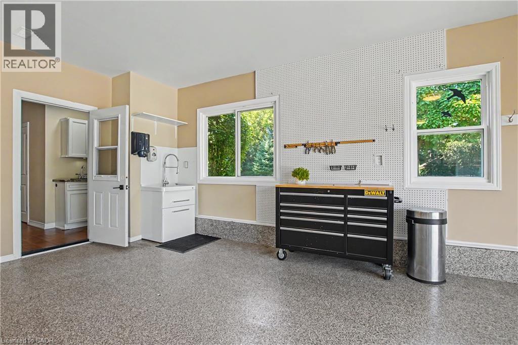 17 Athlone Road, Cambridge, ON