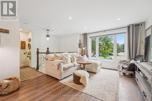 635 Hillview Road, Cambridge, ON 