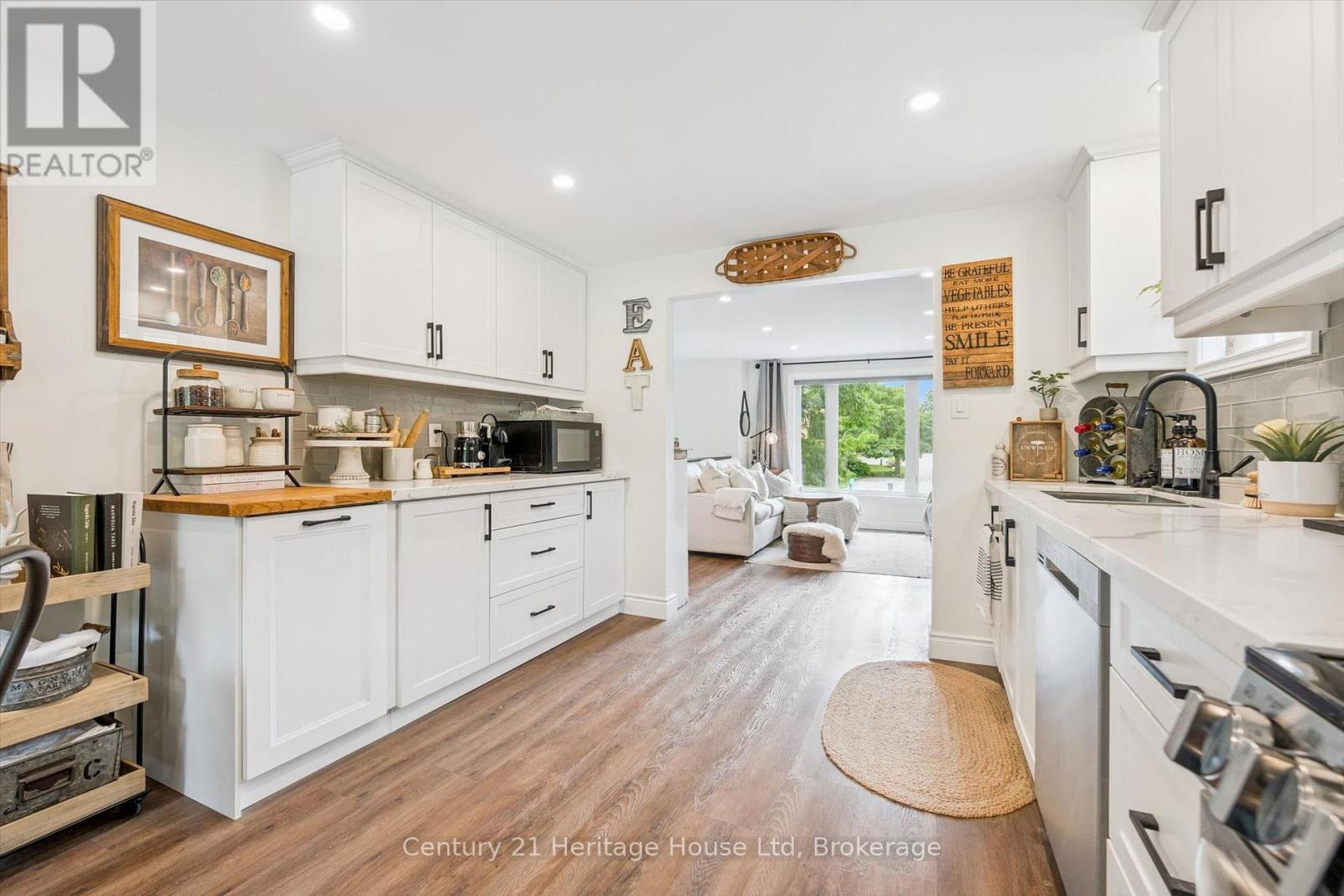 635 Hillview Road, Cambridge, ON