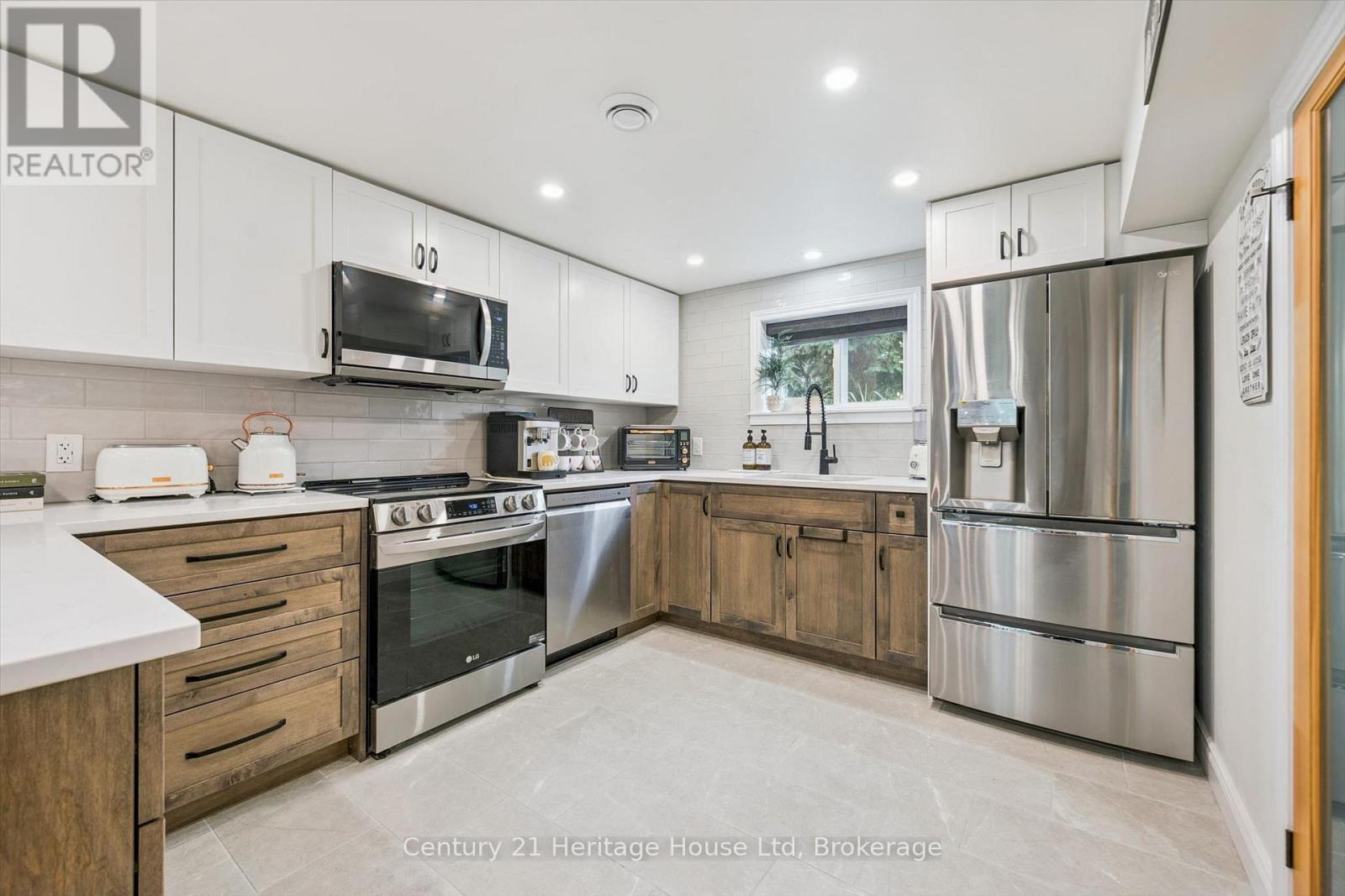 635 Hillview Road, Cambridge, ON