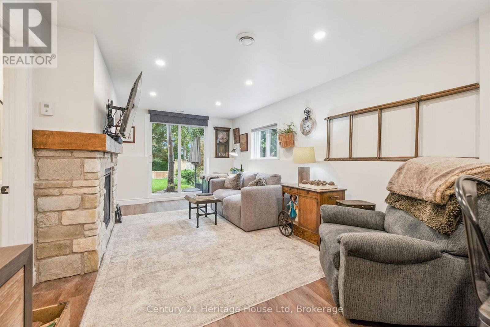 635 Hillview Road, Cambridge, ON