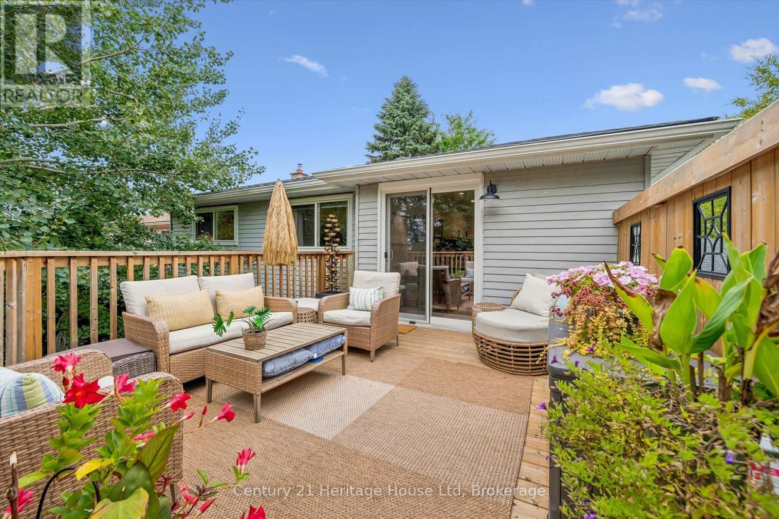 635 Hillview Road, Cambridge, ON