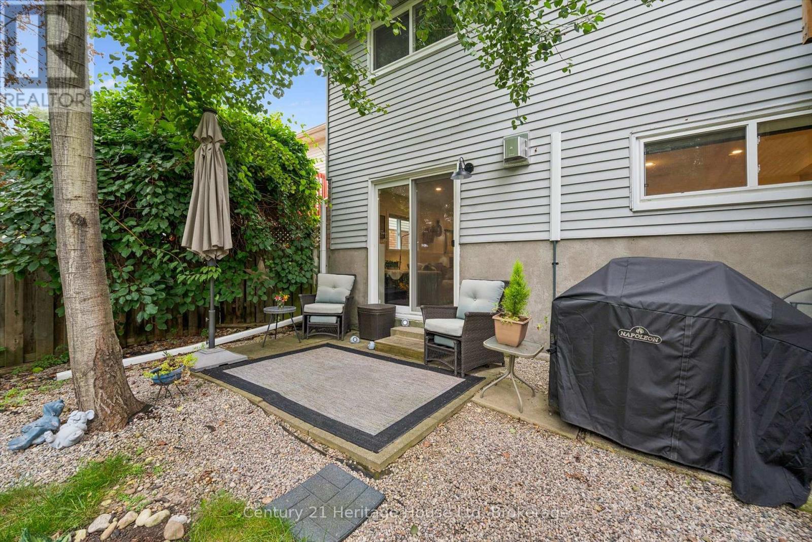 635 Hillview Road, Cambridge, ON