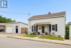 77 BEVERLY STREET  Cambridge, ON N1R 3Z6