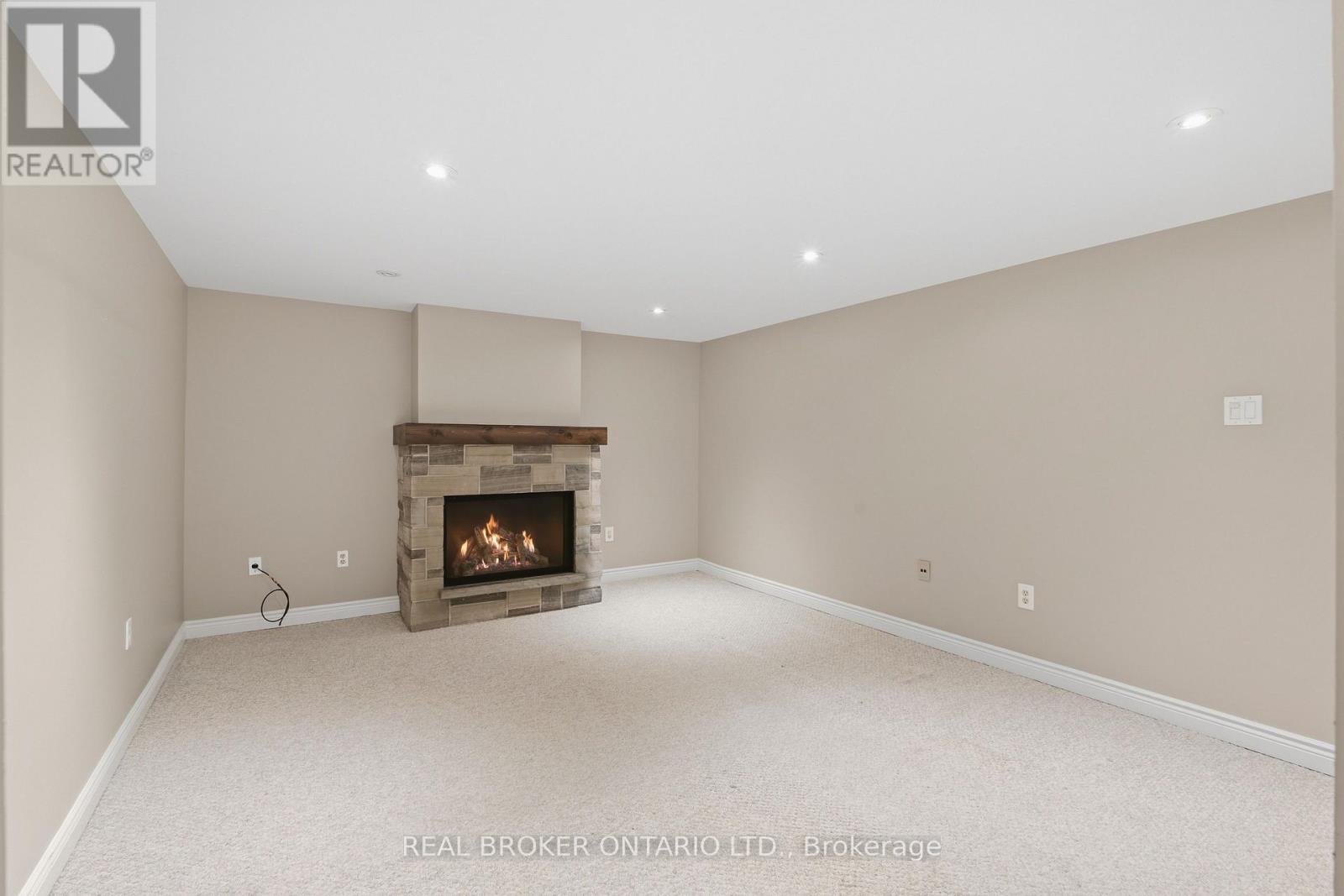1249 Thorpe Road, Burlington, ON