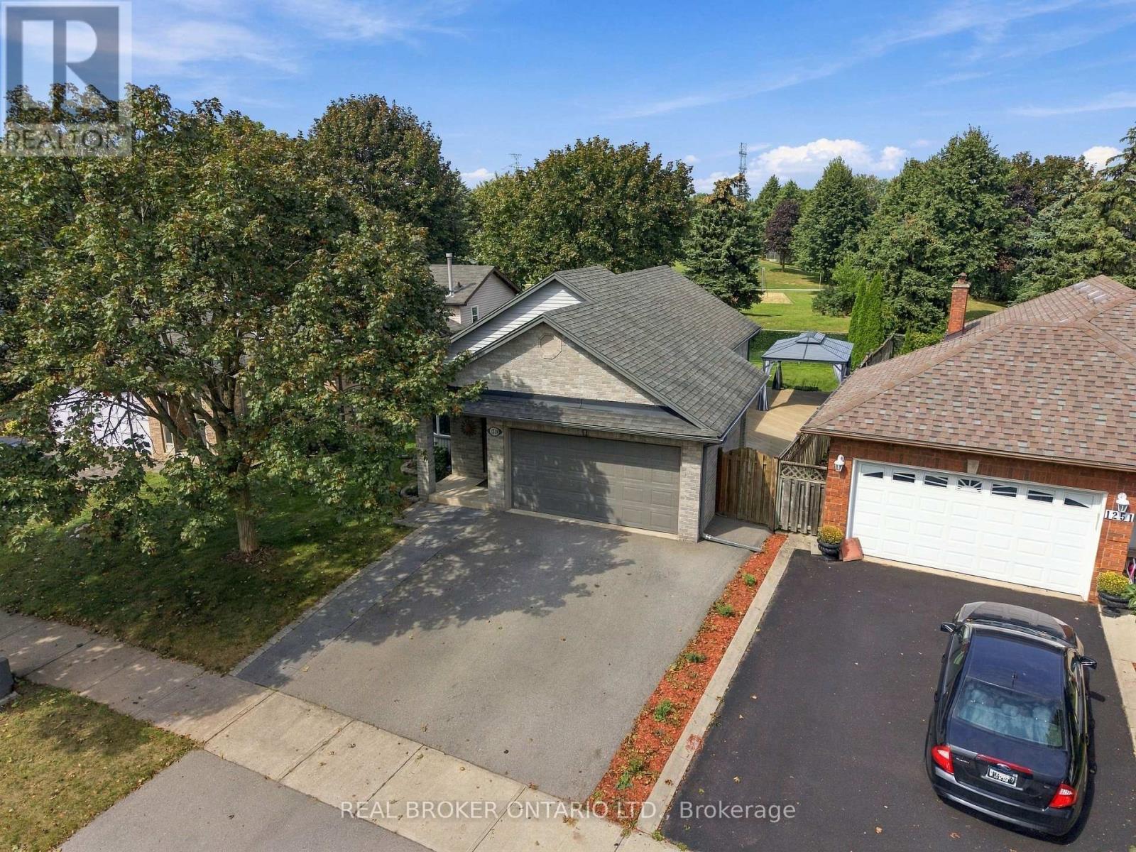 1249 Thorpe Road, Burlington, ON