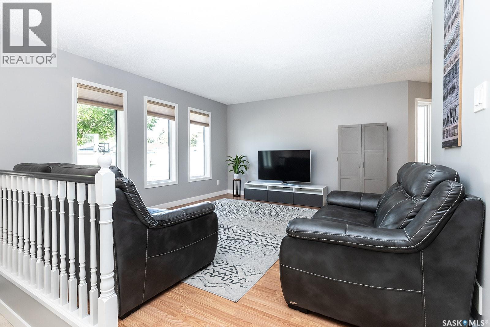 343 Armstrong Way, Saskatoon, SK