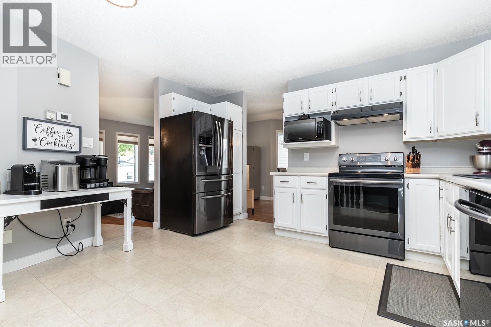 343 Armstrong Way, Saskatoon, SK