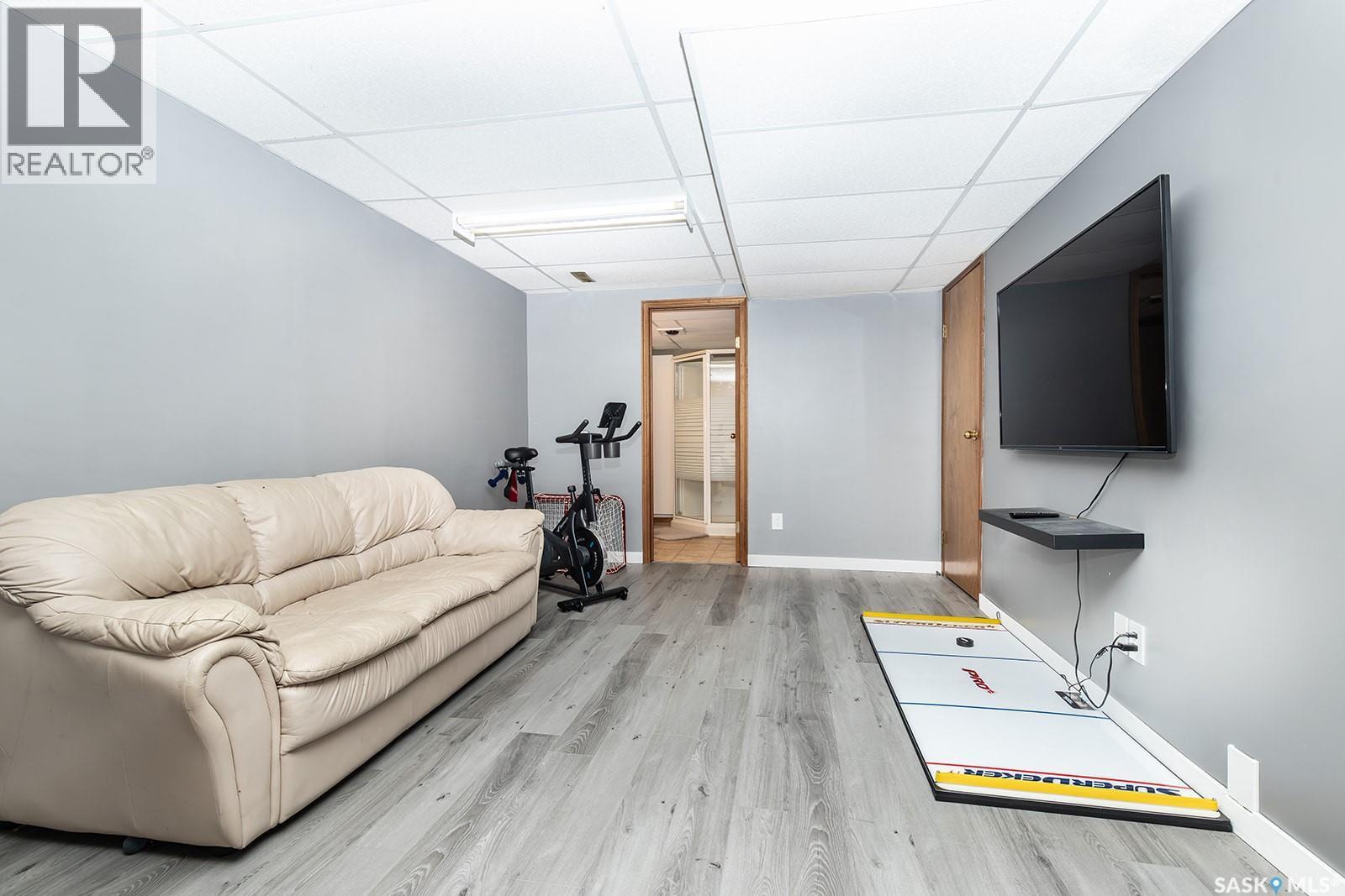 343 Armstrong Way, Saskatoon, SK
