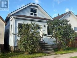 230 ROBERTSON STREET Thunder Bay (East End), ON P7C 2N8