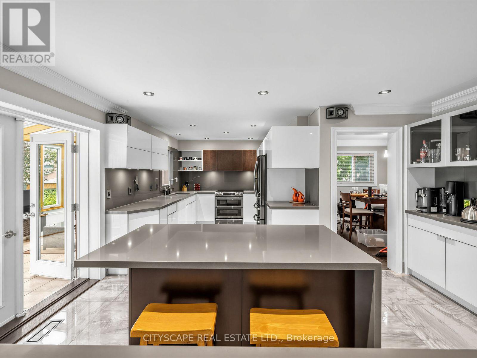 5610 Cortina Crescent, Mississauga, ON