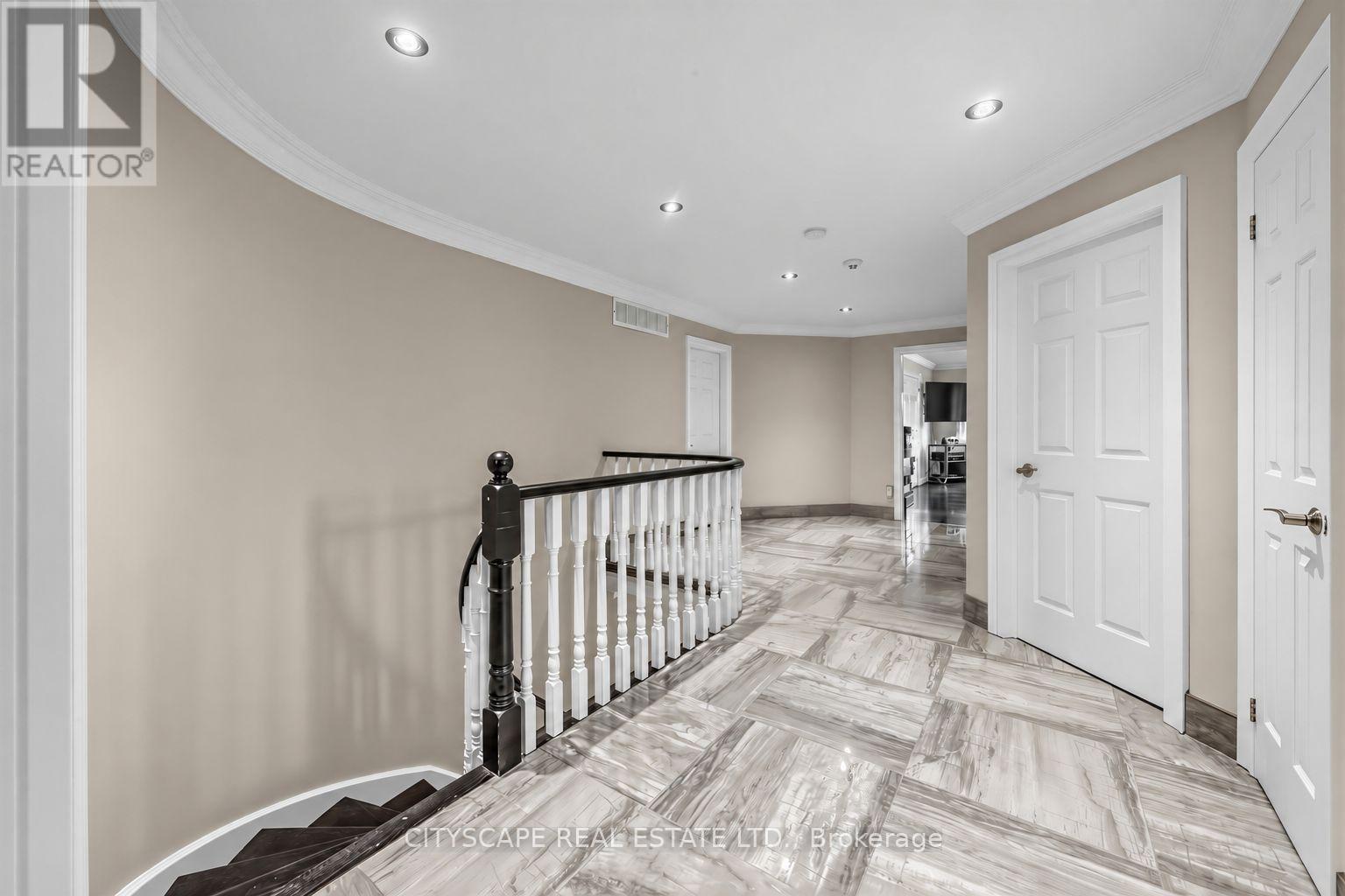 5610 Cortina Crescent, Mississauga, ON