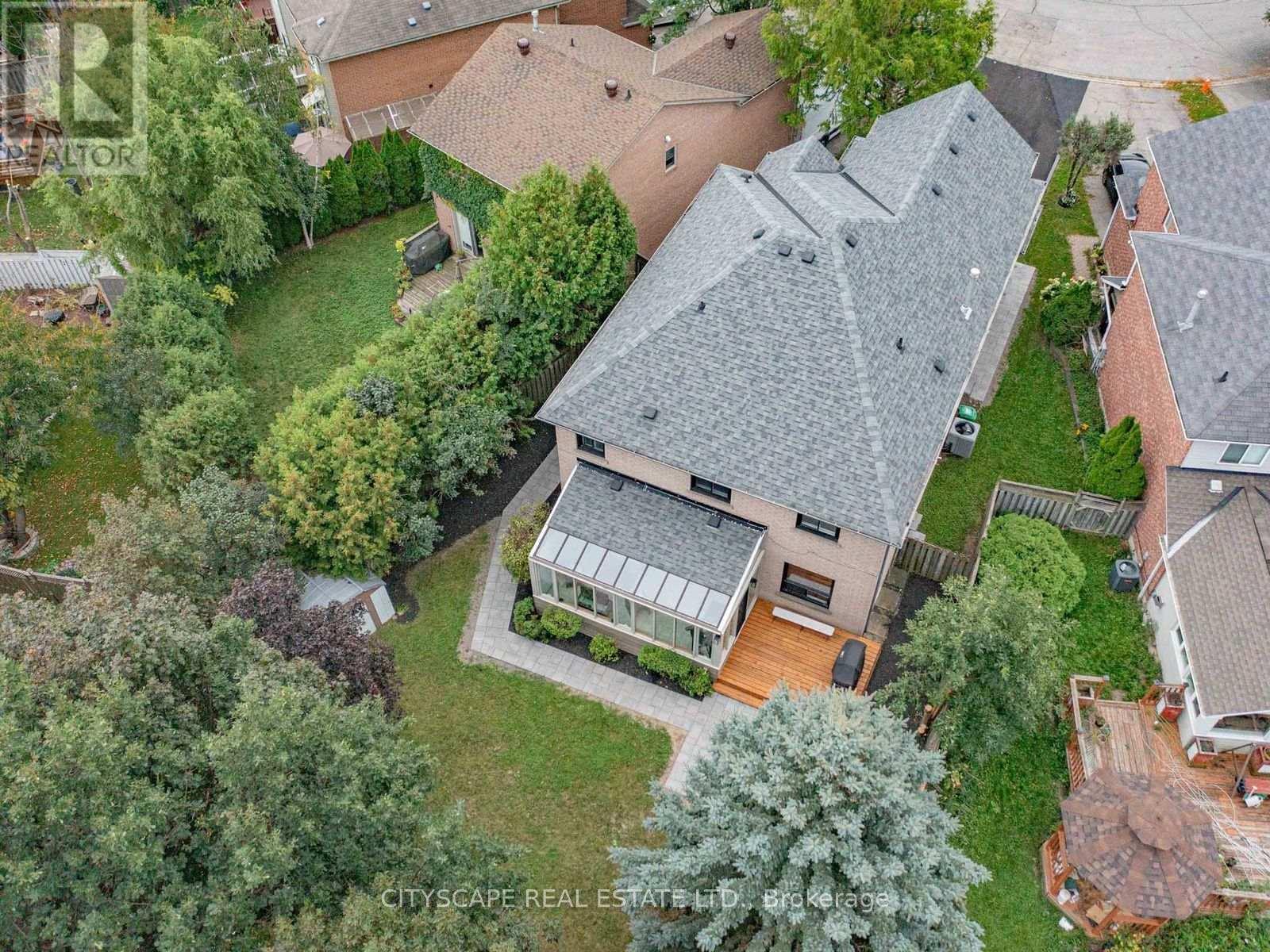 5610 Cortina Crescent, Mississauga, ON