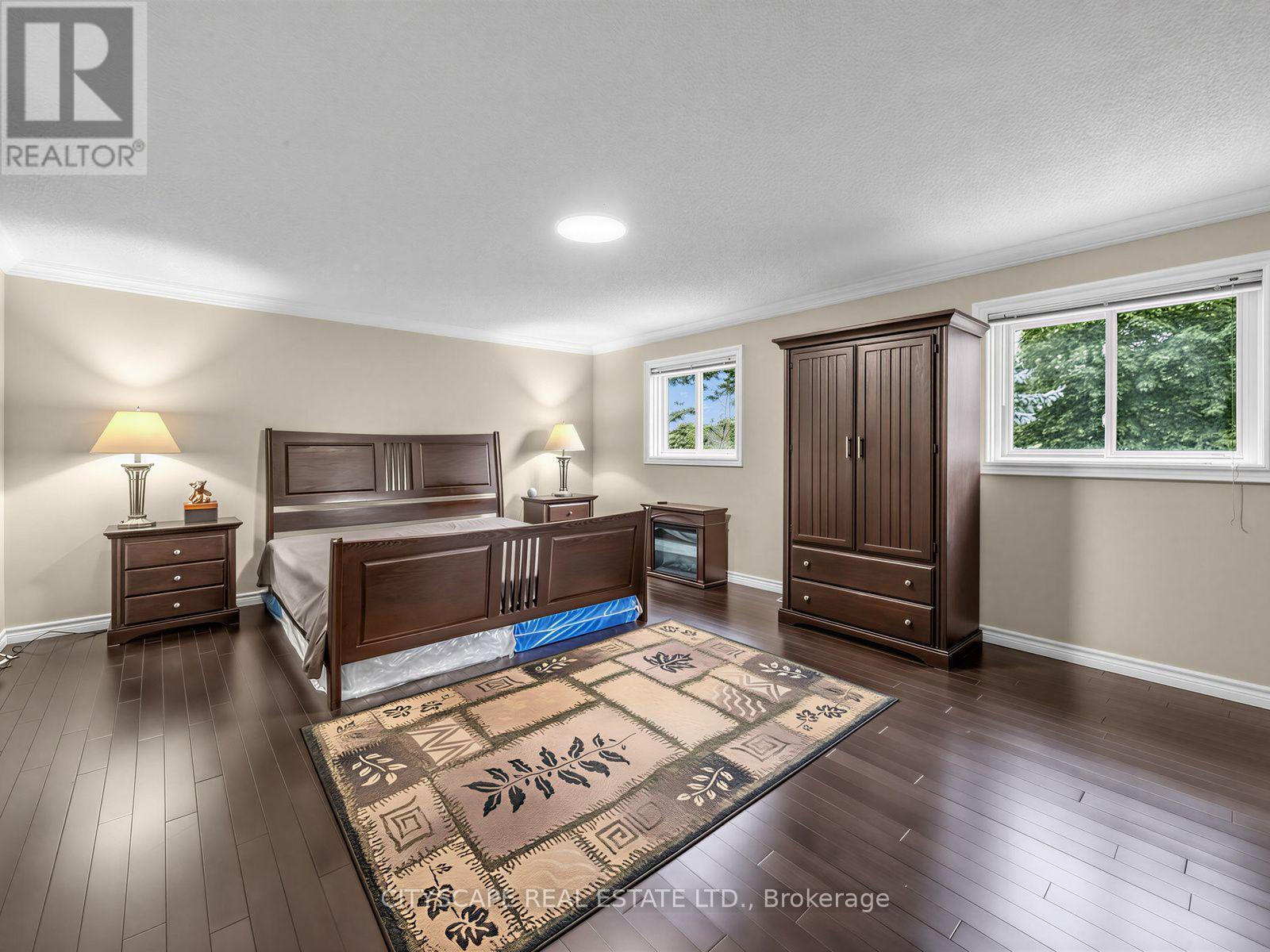 5610 Cortina Crescent, Mississauga, ON