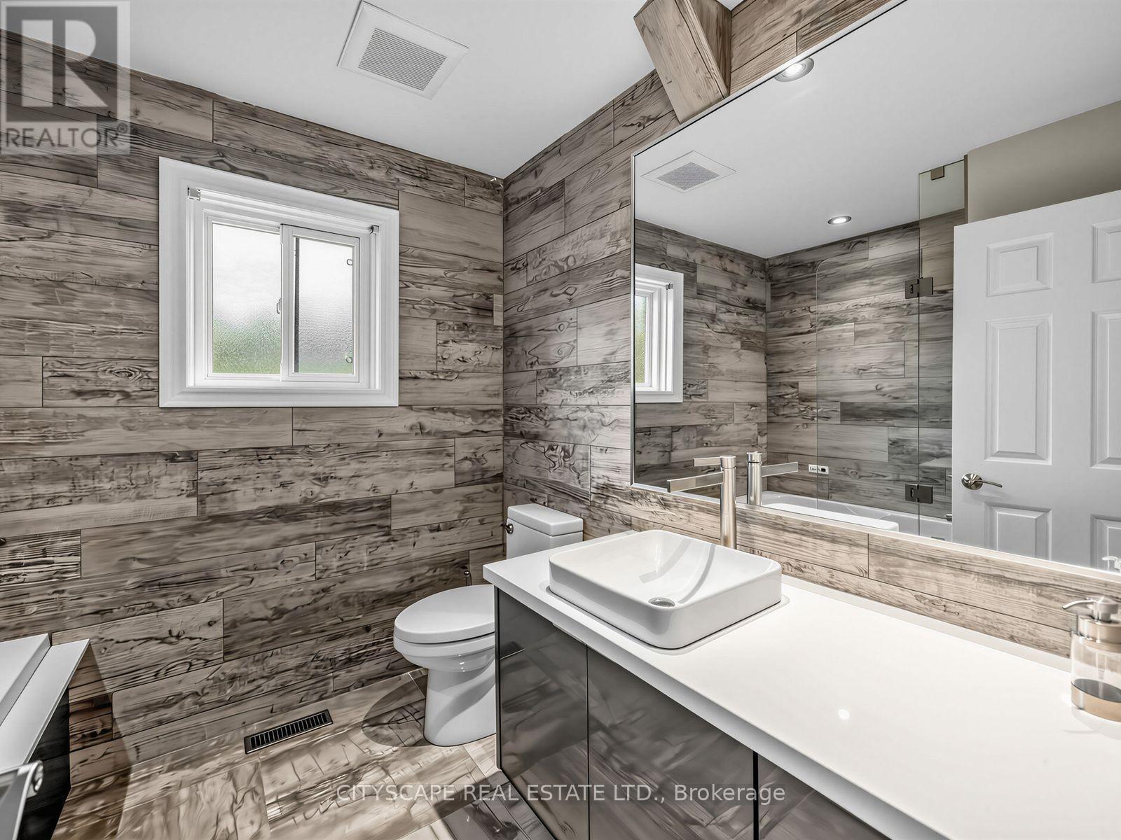 5610 Cortina Crescent, Mississauga, ON